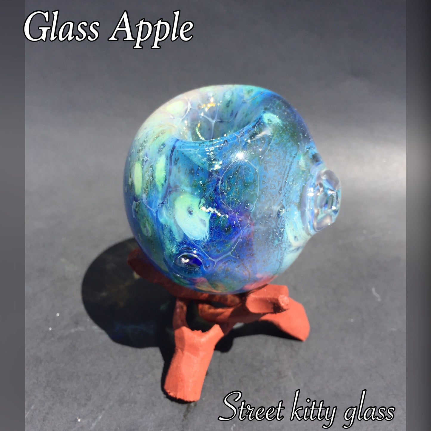 Glass Apple