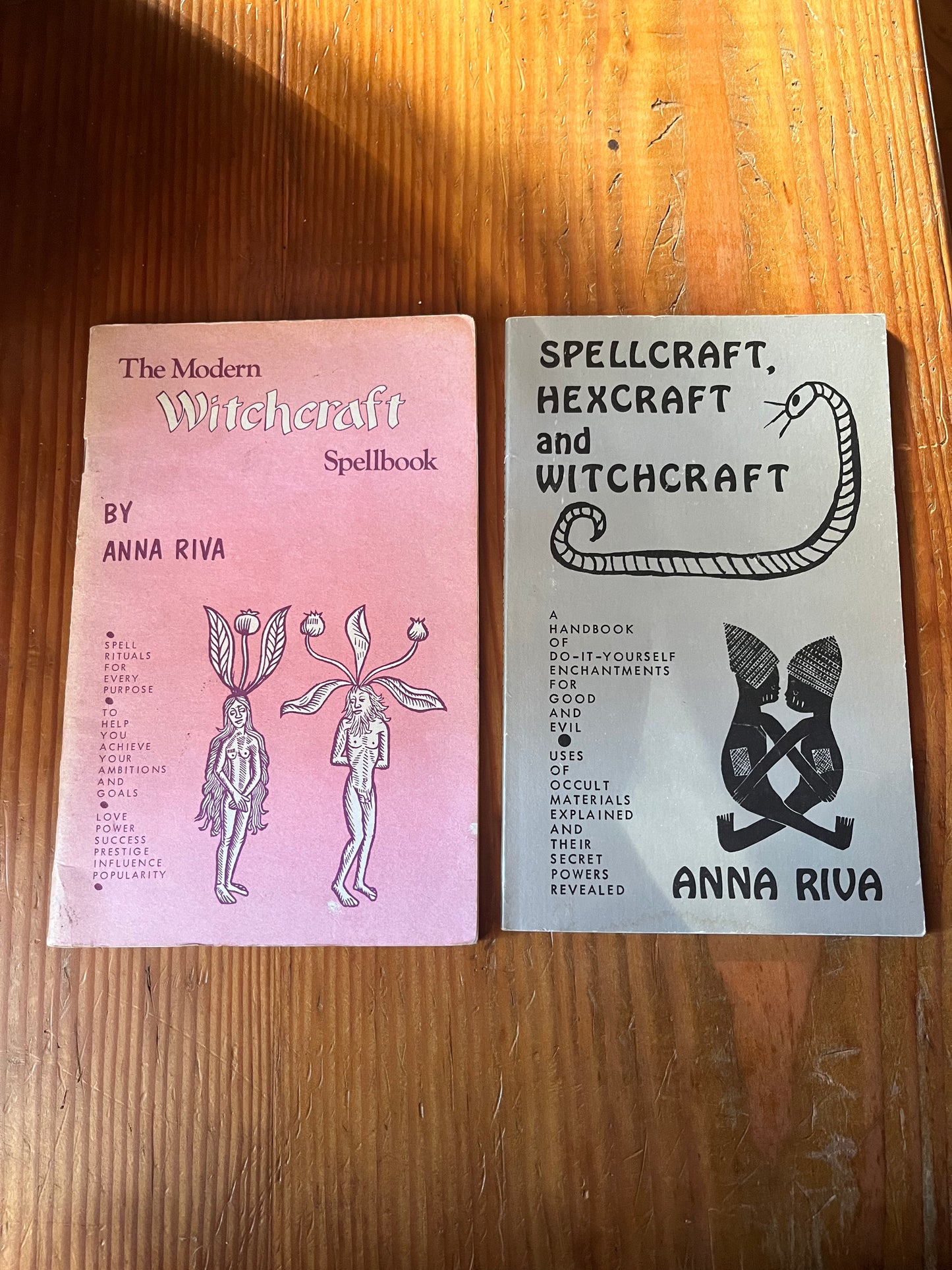 The Modern Witchcraft Spellbook